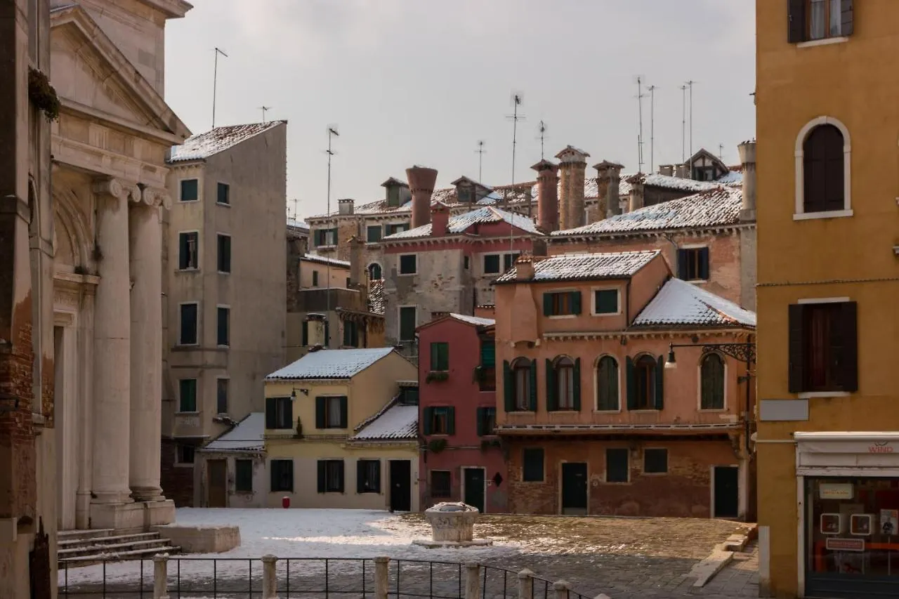 Cà Molin, meraviglioso affaccio sul canale Appartamento Venezia Italia